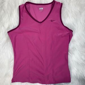Nike Fit Dry tank top athleisure pink fuscia Size M
